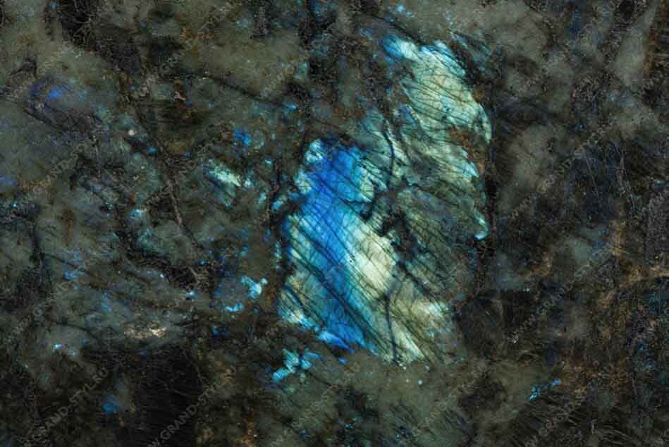 Лабрадорит Блю Австрале/Labradorite Blue Australe