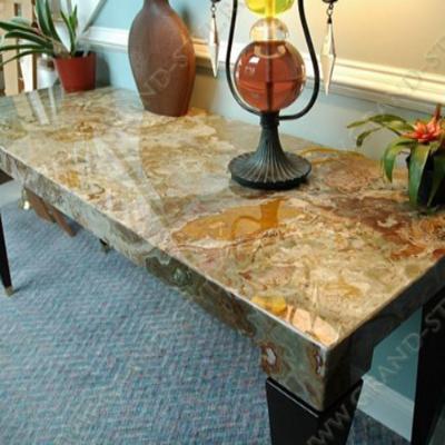 Столешницы из оникса